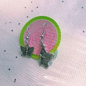 Mismatch handmade butterfly earrings